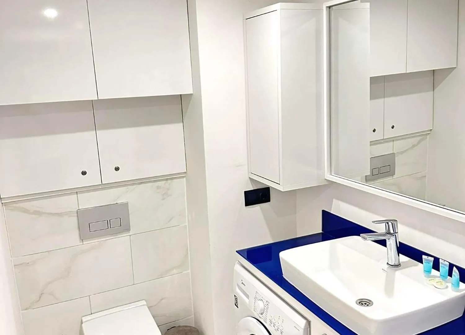 Orbi City Suite With Sea View Batoemi