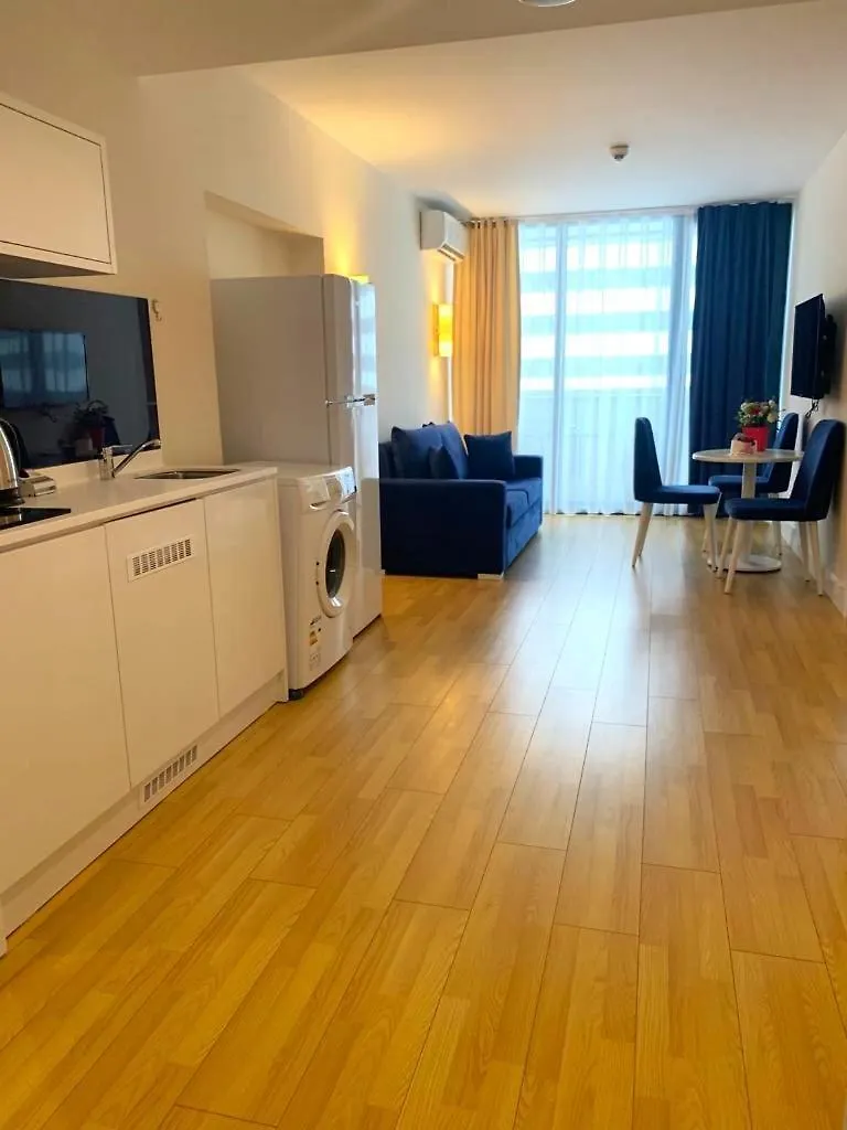 Orbi City Suite With Sea View Batoemi